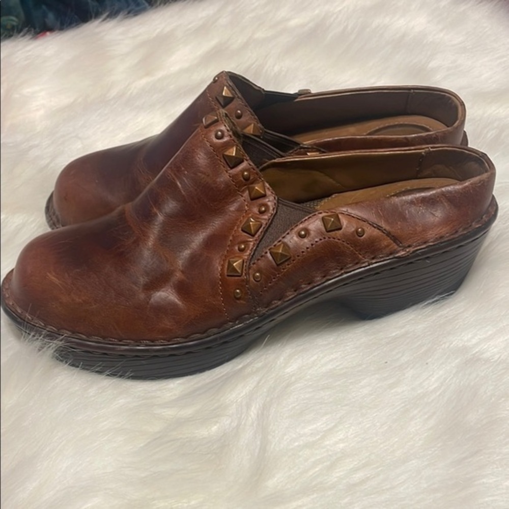 Brown Leather Studded Women’s Shoes